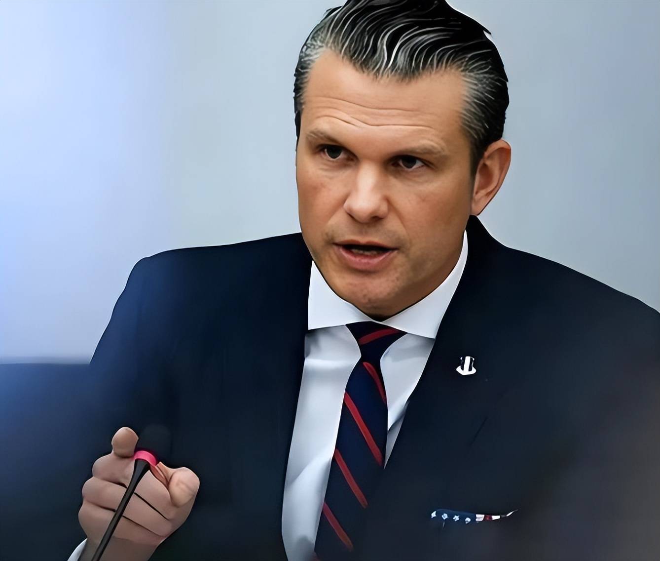 美防长给中国递承诺书,日本收到通牒,特朗普要清“废物盟友”