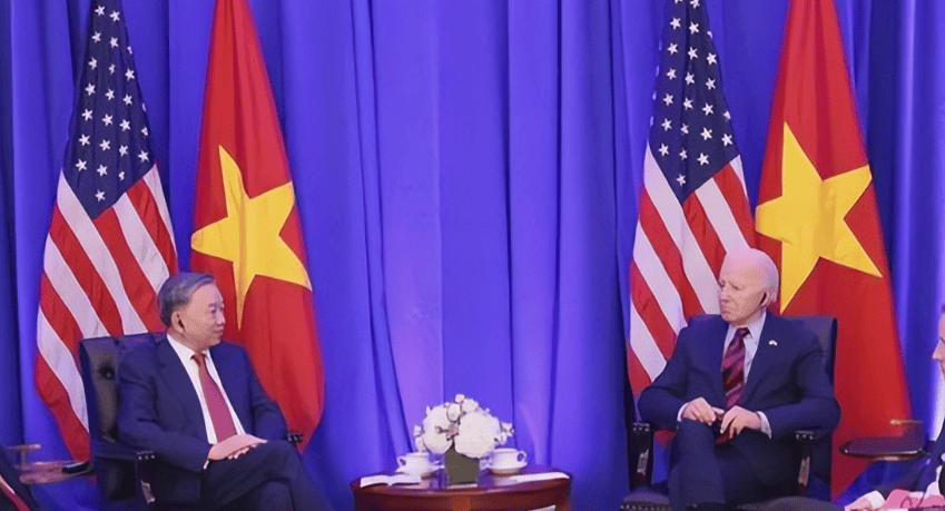 特殊情况!越南军舰穿越台湾海峡,对华示威,对美示好?