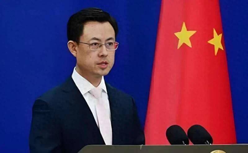 日本防卫大臣:中国军费20年涨7倍,凭什么指责日本!中方发出质问三连