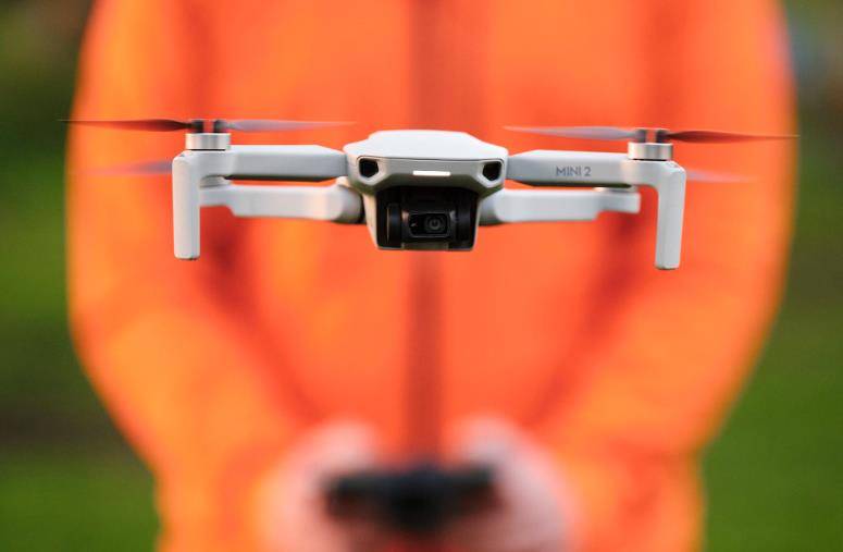 原创             炸锅！美国全面封杀大疆，非美制无人机全禁售，大疆强势回应引发全球巨大关注