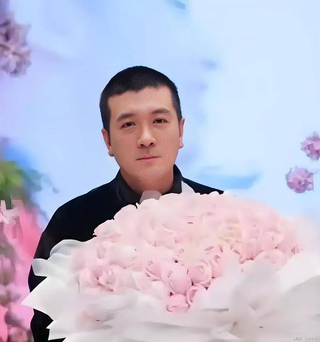 闹大了！刚官宣要与黄圣依复合又出事，杨子深夜回应和赵樱子恋情