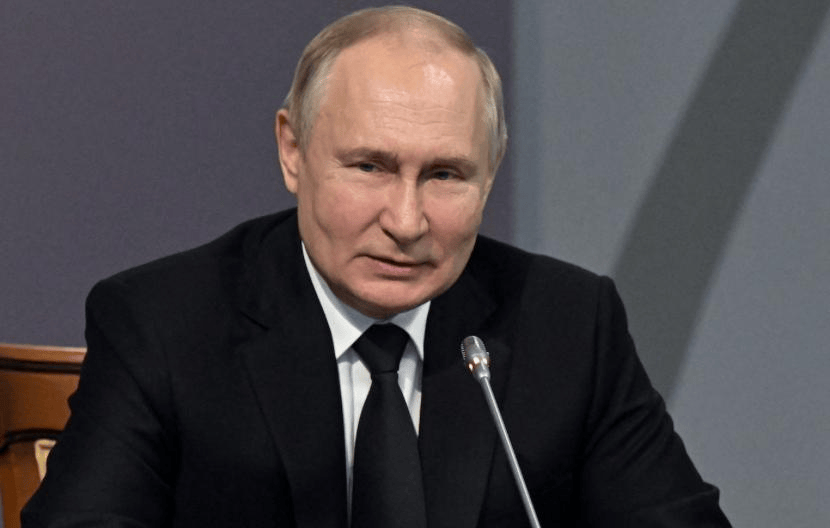 乌克兰再失守一城，泽连斯基以退为进，愿撤军顿巴斯，但有一个条件