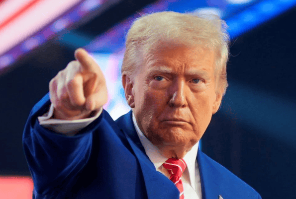 别再只盯着俄乌了!中美交锋掀起滔天巨浪,历史的分水岭已出现