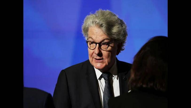 特朗普一记“耳光”打欧盟脸上，最亲美的冯德莱恩都受不了了：美国必须澄清！