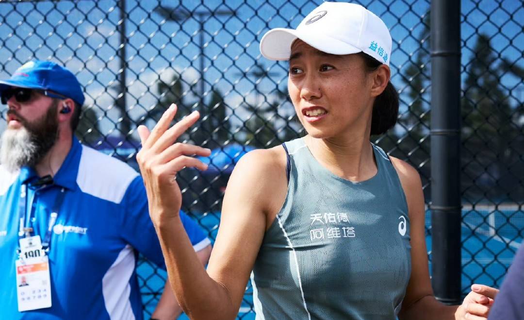 英超联赛免费高清直播+实时赛程+积分预测（2025赛季全覆盖）时隔9年重返布里斯班正赛即面临大考张帅还能“帅”得起来？