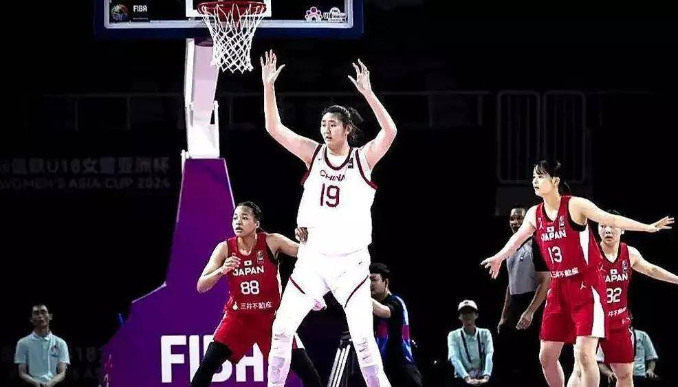 欧洲篮球联赛中文网__赛程比分+球队资讯+盘口分析周末精彩赛事！1月3晚上19：30CCTV5、CCTV5+直播节目表出炉