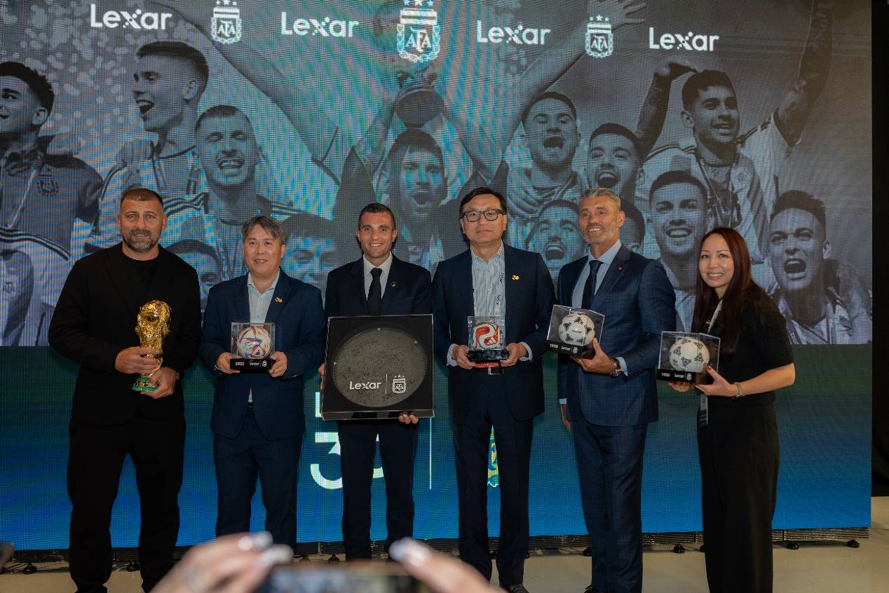 备战2026世界杯周期阿根廷国家队官宣签约雷克沙为全球合作伙伴2026世界杯全攻