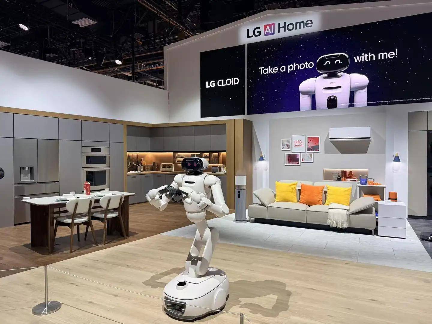 暴走2万步逛遍CES2026：9大方向最火，中企霸场，机器人全明星大乱斗