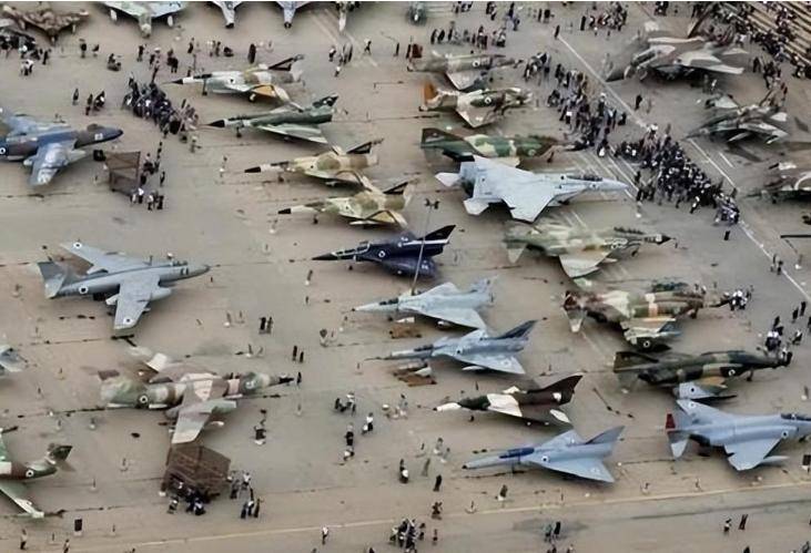 以色列搞偷袭！3小时损失800亿，400架战机被摧毁，500辆坦克成废铁