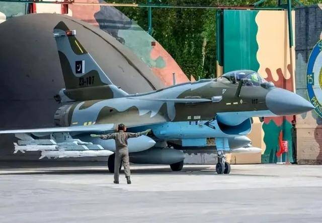 古巴防住638次暗杀，这次栽在美军身上，委防务短板得中国来补？