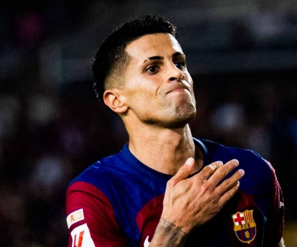 “3西班牙足球甲级联赛1岁全能悍将加盟巴萨