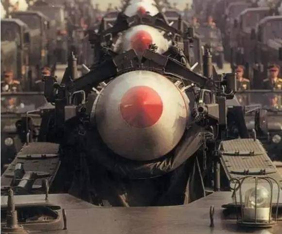 1982年卡扎菲访华，张嘴就要买大杀器，被中方拒绝后就再也没来