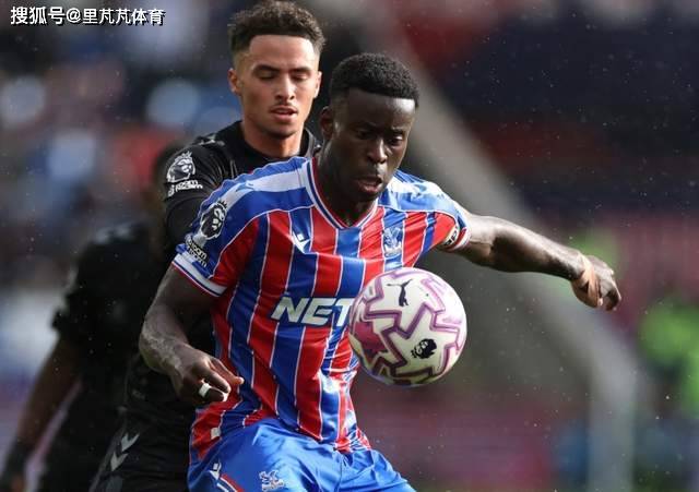 原创             一日英超动向：曼城迅速买下格伊，鲁尼称利物浦会给阿隆索机会