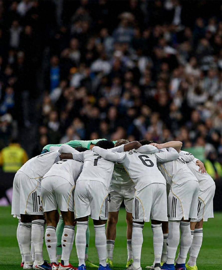 2-0完胜！姆巴佩复出火力全开皇马豪取联赛4连胜西甲最新积分榜：西班牙足球甲级联赛先赛仅差榜首1分