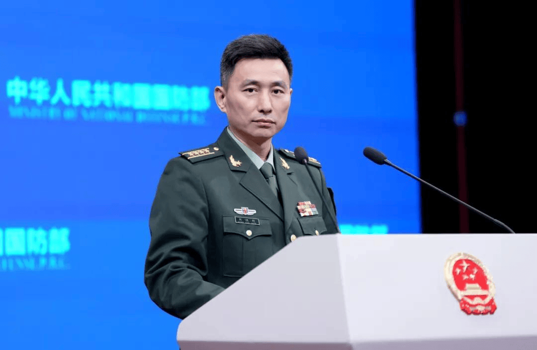 千艘中国船集结！解放军表态后，外交部点名日本：血债必须要偿还