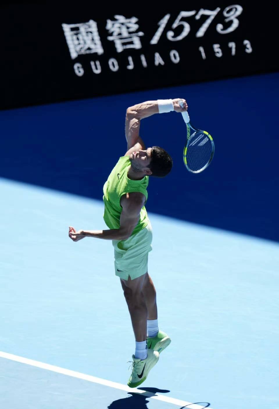 阿卡晋级网友调侃打了场教学赛，一纪录追平博格公开赛年代第一_搜狐网