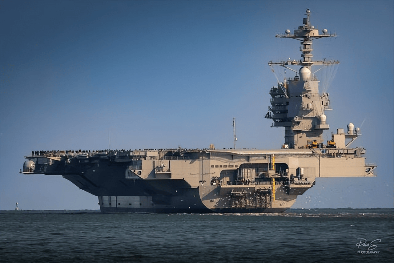 造了15年才海试！全球第3艘电磁航母登场，中美航母差距一目了然