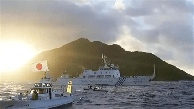 日本处心积虑，要强登钓鱼岛？紧要关头，中国海警一招逼退