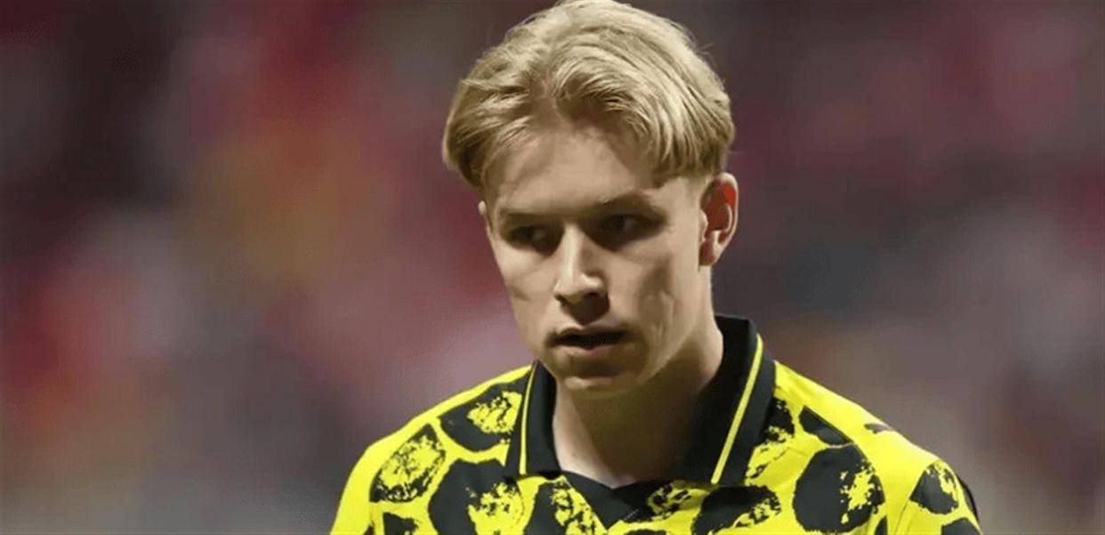 足坛转会猛料！利物浦、尤文、枪手齐派球探盯多特后卫尤文拿下拜