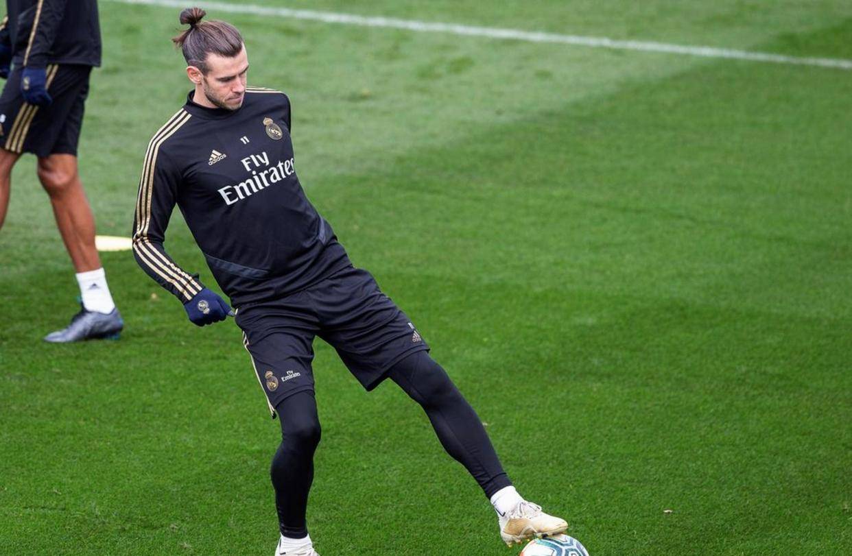 西甲联赛免费高清直播＋实时赛程积分榜＋竞彩预测全覆盖（2025赛季）皇马今晚主场冲击西甲7连胜2月赛程连战多强考验后防线伤兵情况欧冠淘汰赛附加赛两回合对阵本菲卡展开复仇之战