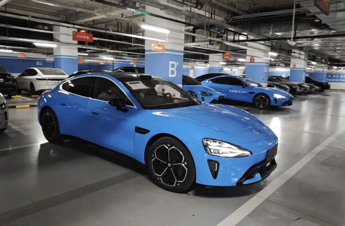 原创             新一代小米SU7实车，预售22.99万起，继续更新吗？