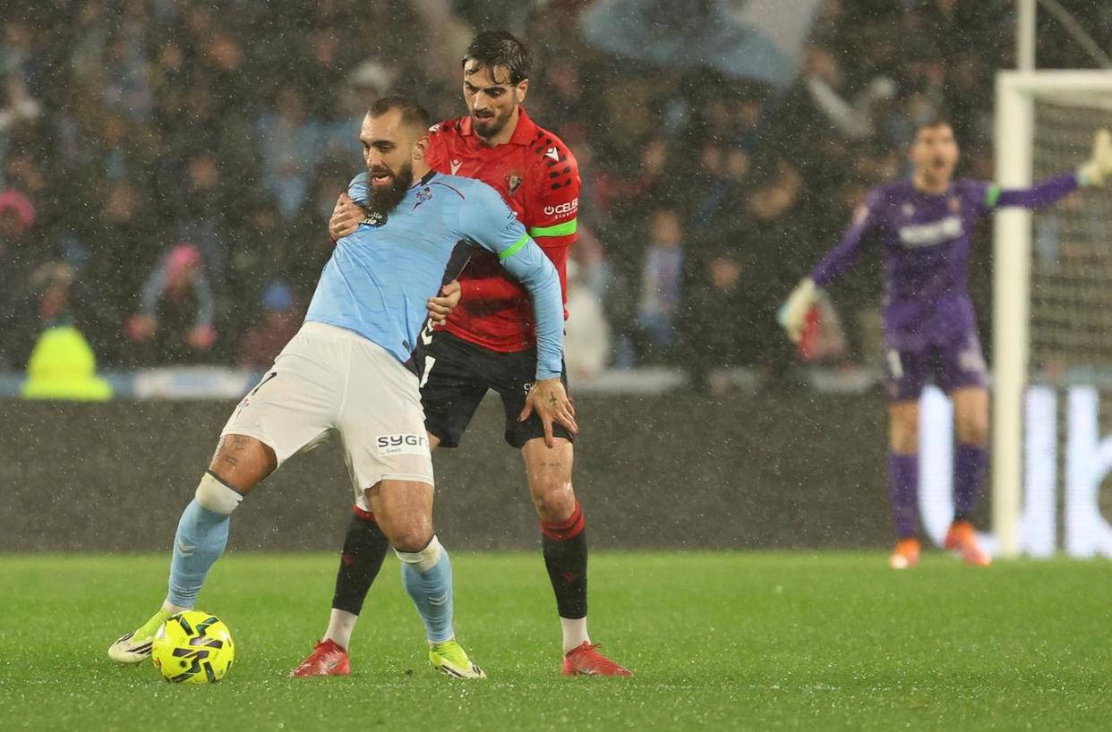 西班牙足球甲级联赛西甲最新积分榜更新：塞尔塔主场1-2负于奥萨苏纳