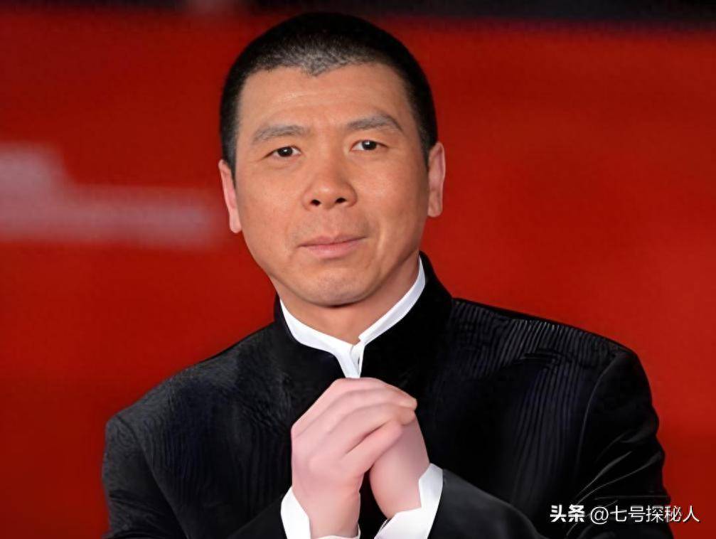 冯小刚没想到，婚变传闻真相大白仅9个月，徐朵竟再次给他长脸了