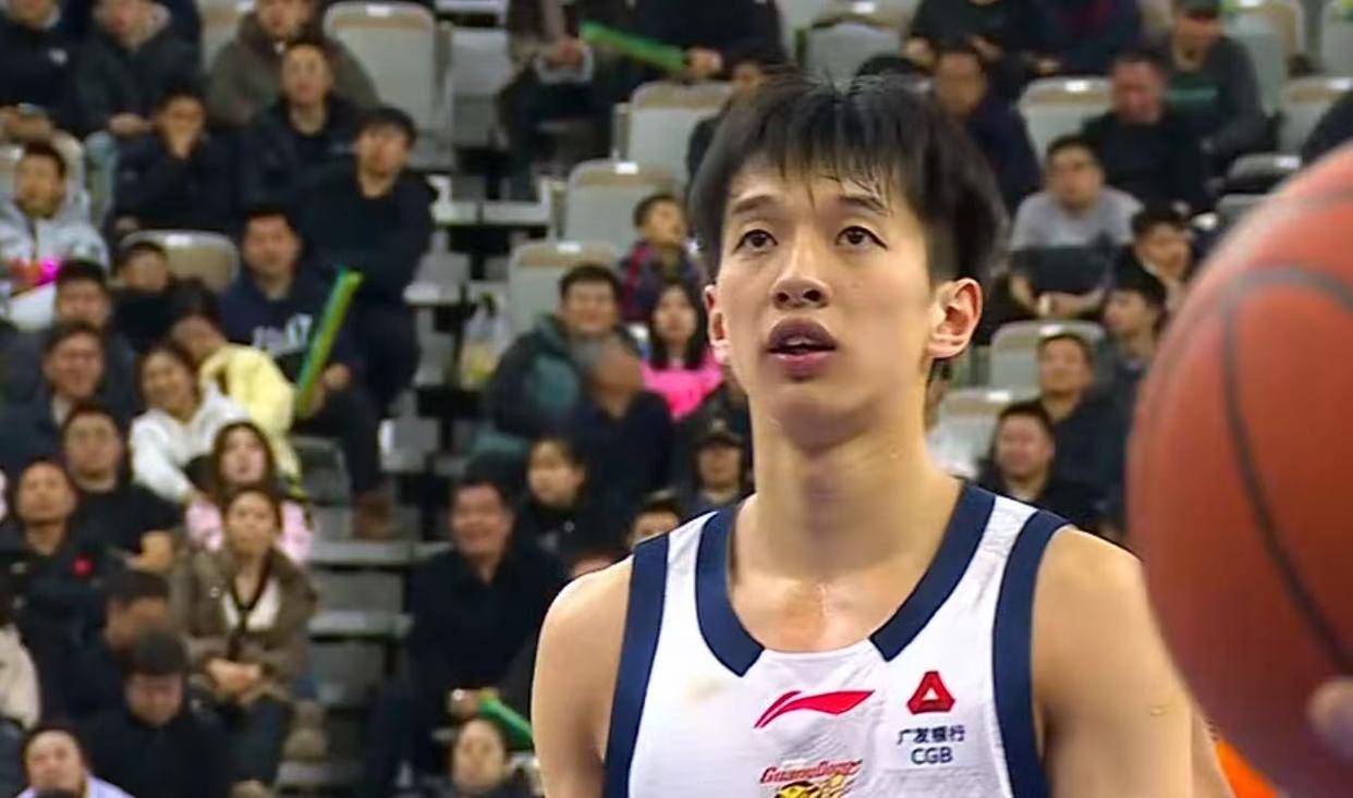 萨里奇成首选？广东队第五外援曝光力保杜锋躺进总决赛！欧洲篮球