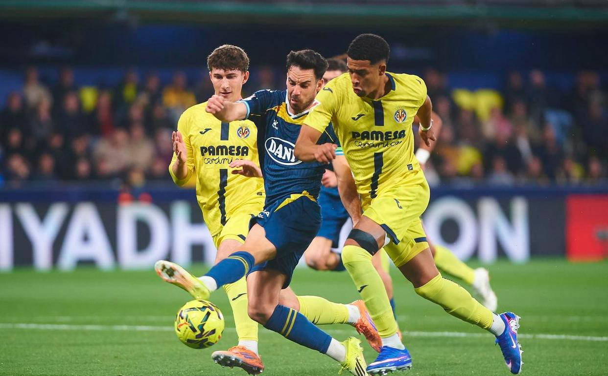 西班牙足球甲级联赛比利亚雷亚尔4-1大胜西甲第23轮积分榜新变化解析