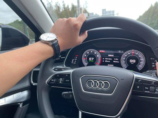 电车行驶质感更高级油车机械质感更有驾驶味道(图1)