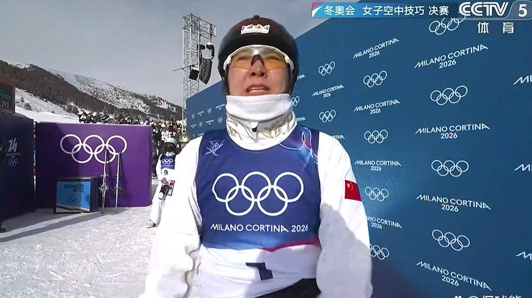 金牌！徐梦桃创造冬奥辉煌历史裁判争议打分