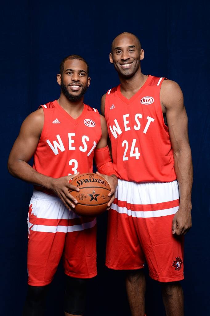 湖人三巨NBA职业联赛中文官网__实时赛程比分+球队资讯头砍