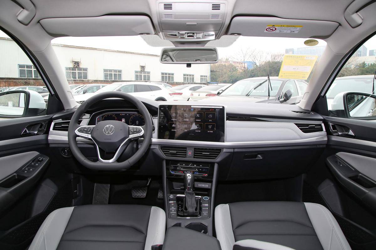 豪华SUV操控性底盘扎实指向精准(图1)