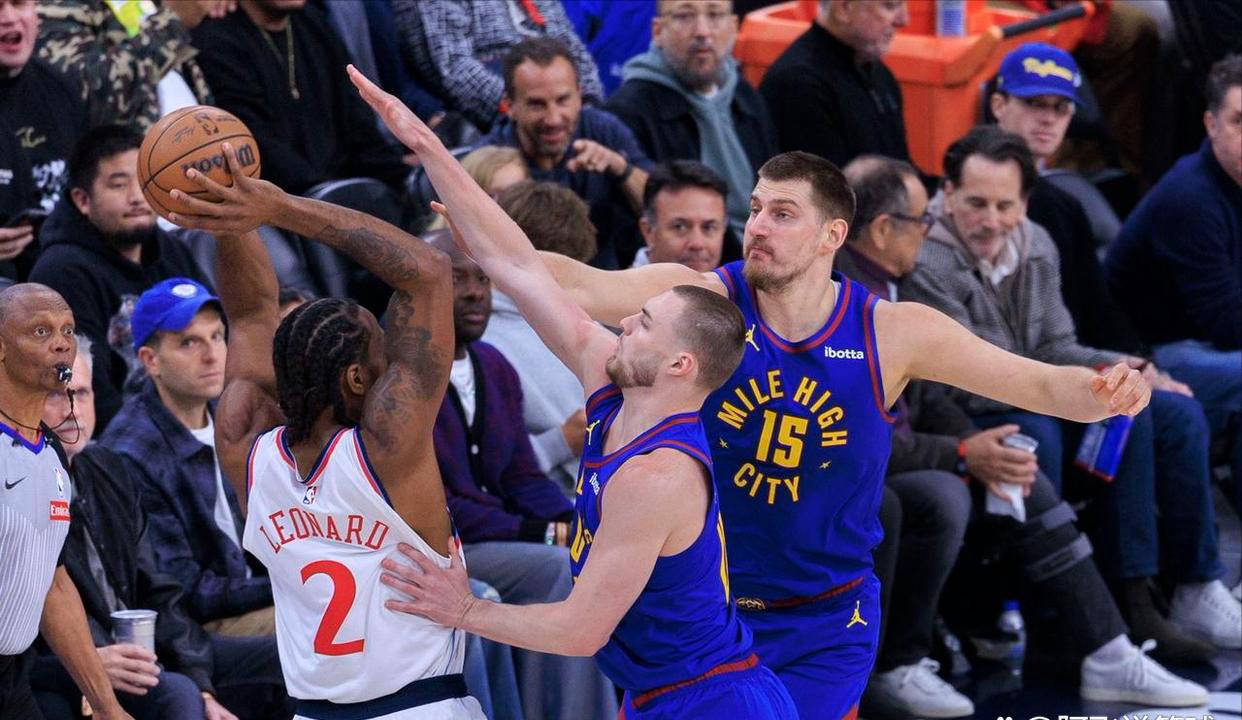 叫扬叔 - 全网最会整活的苏超球迷  足球圈热梗收割机莱昂纳德划水一战展现团队阵容新活力弗兰格运筹帷幄无懈可击