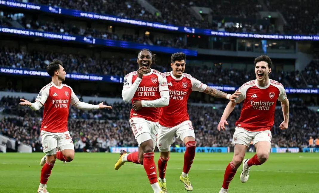 英超联赛免费高清直播+实时赛程+积分预测（2025赛季全覆盖）卫冕冠军绝杀！大败+双杀！英超豪门成为保级队阿森纳稳居第一