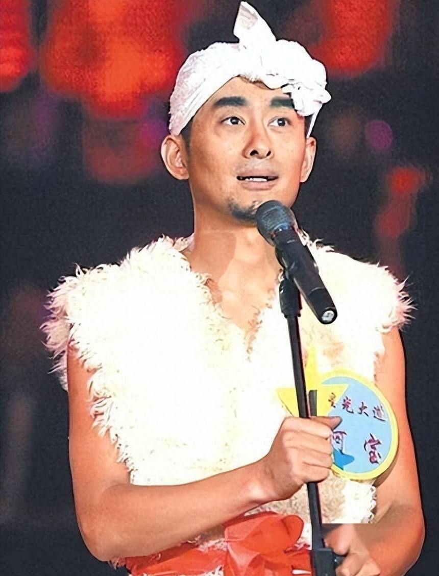 事实证明“失踪”9年的歌手阿宝早已走上了一条“不同的路”