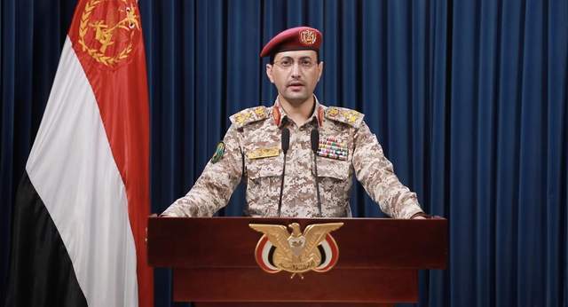 静默三周，胡塞武装突然参战，伊朗这张暗牌，打得美国措手不及