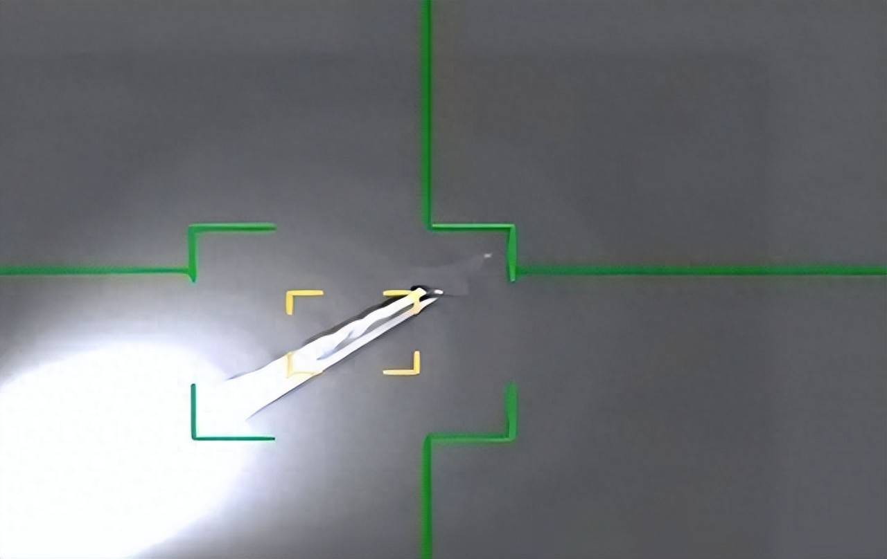 F35果然被摧毁？机身从尾到头被打穿，飞行员身上中了弹片，美军又收噩耗了！