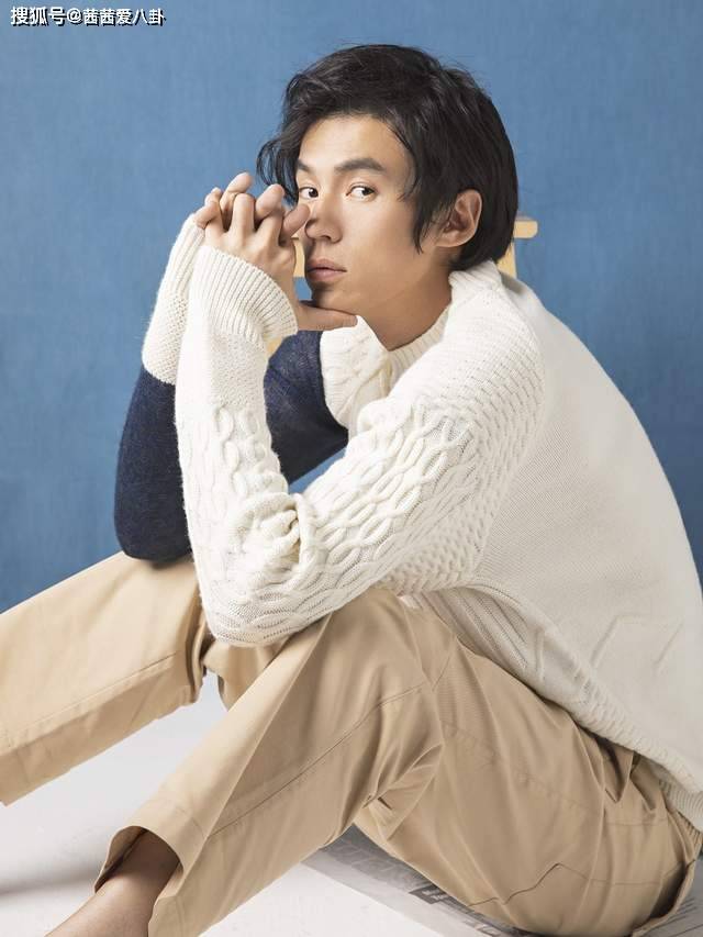 原创 人设彻底崩塌!宋宁峰被曝婚内出轨,带女儿私会情人,张婉婷怒发裸照威胁封面图