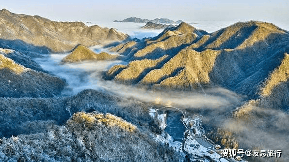 
        逃离三伏天热浪！自驾神农架吸氧、看云海、探寻野人迷踪