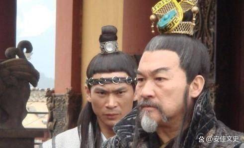 
        王世充说：周公托梦给我现在去打李密，一定能赢，不去都会病死
