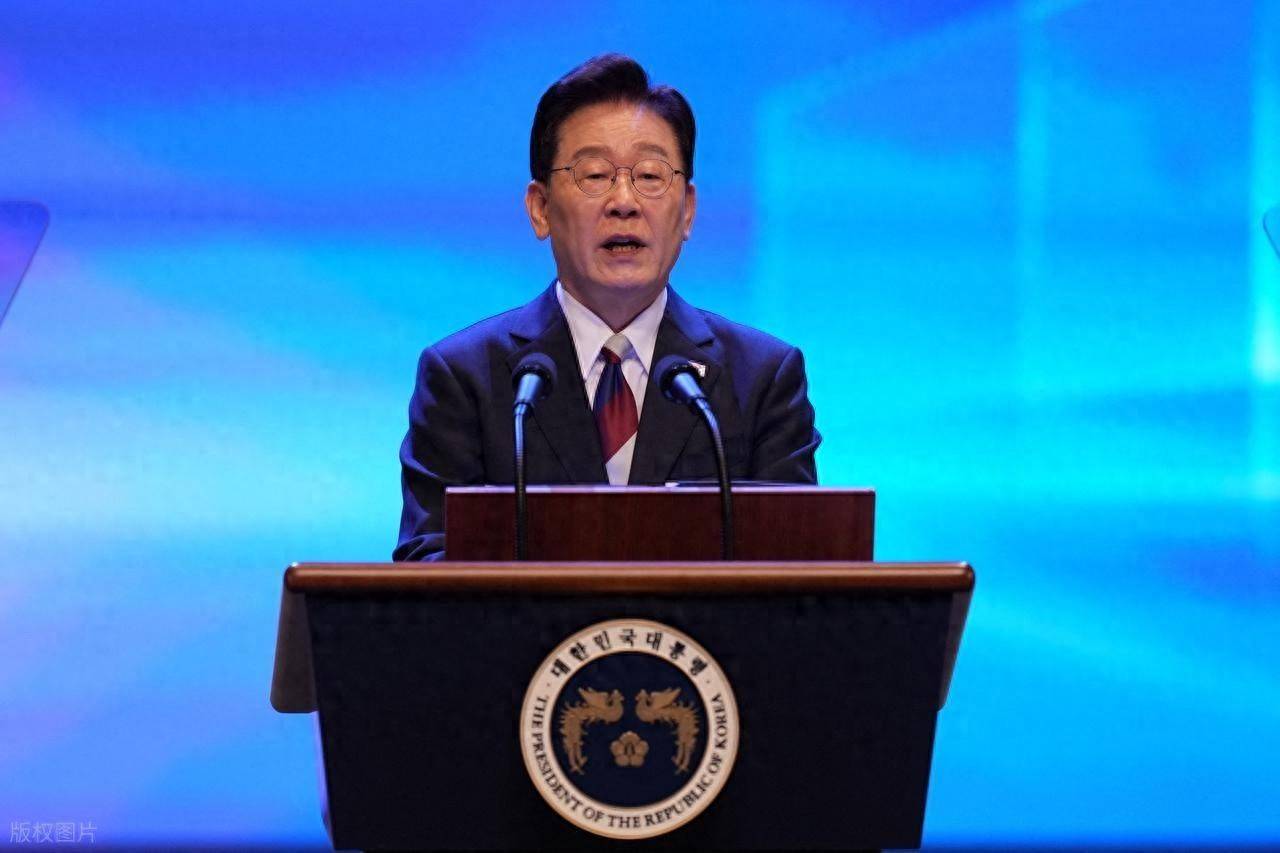 
        谁能想到，日本投降81周年，韩国总统李在明对亲日分子公开亮剑！