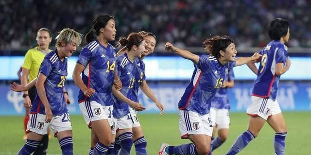 日本女足 vs 英格兰女足