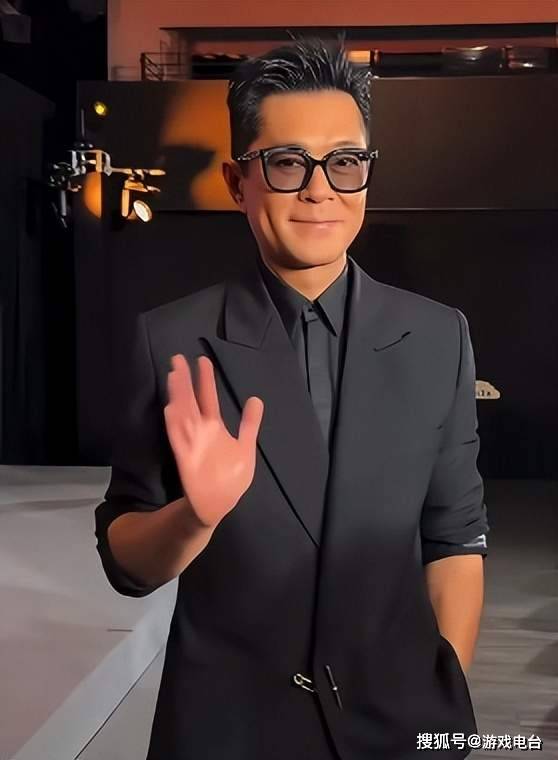 "只有太阳能黑的男人"古天乐，为什么代言《率土之滨》？