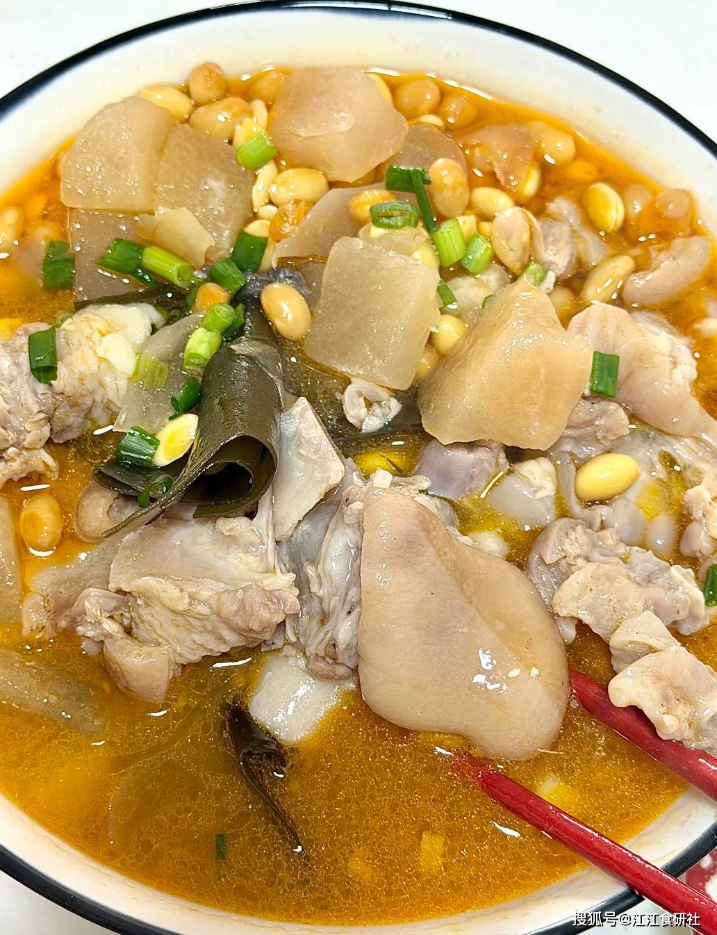 
        秋天，黄瓜茄子靠边站，“补秋膘”常吃这3道家常菜，滋养解馋