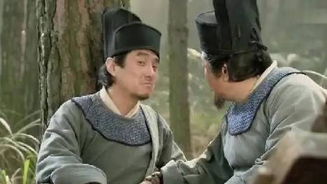 易烊千玺李必新剧照