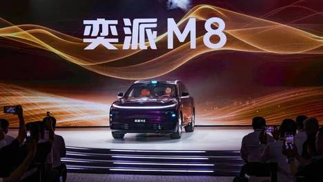 从“堆料”到“建标准”：东风奕派M8为大六座SUV竞争划了分水岭