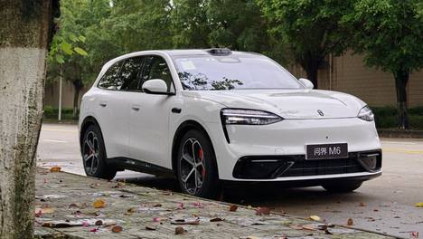25万级“6系”SUV 新一代理想L6、问界M6、智己LS6怎么选？
