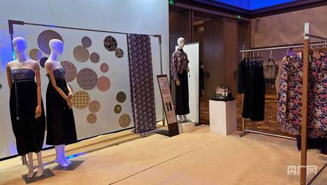 王楚钦加油