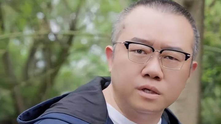 涂磊的评论区彻底沦陷,你觉得他的爱情观过时了吗?
